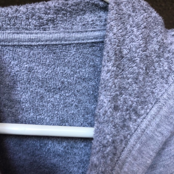 🥶‘ I Am Freaking Cold ‘ Hoodie🥶 - Picture 6 of 6